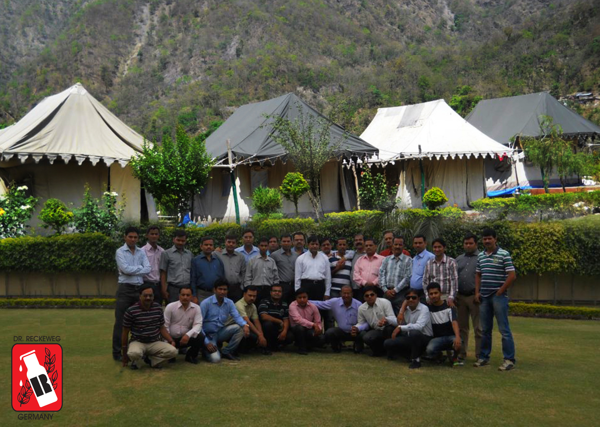sales_meet_2013_1976